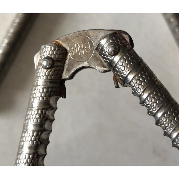 Vintage Metal Handheld Squeeze Nutcrackers Lot of 3 Walnuts Crabs Lobster HMQ - Picture 13 of 13